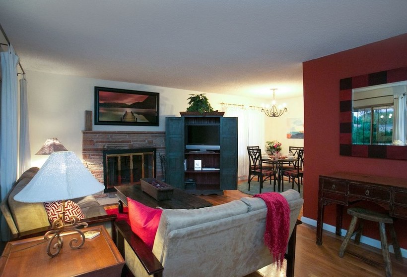 Desert Retreat Bungalow By Casago