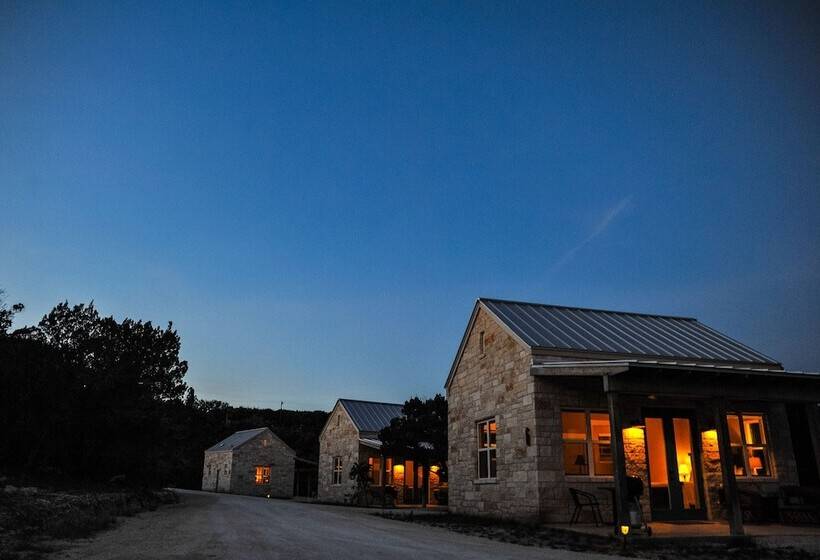Hill Country Casitas