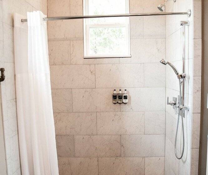 Hill Country Casitas