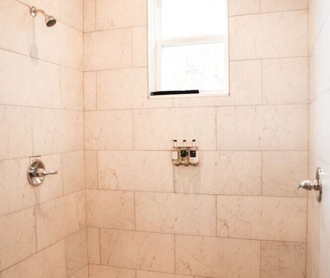 Hill Country Casitas