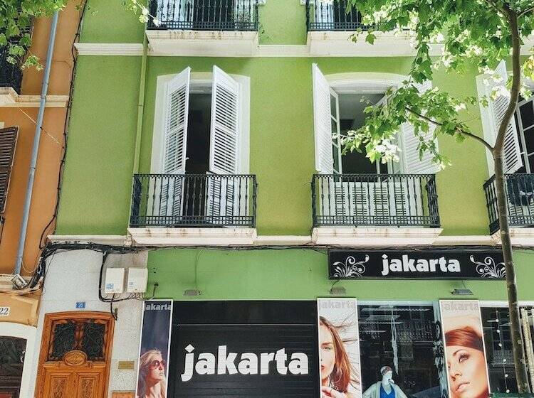 Hostal Marqués Del Campo   Hostel