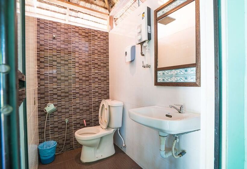 בית מלון כפרי 1511 Coconut Grove