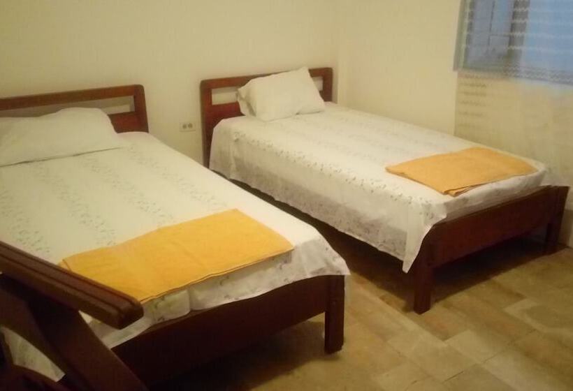 酒店 Cabañas Cordelia Tonsupa