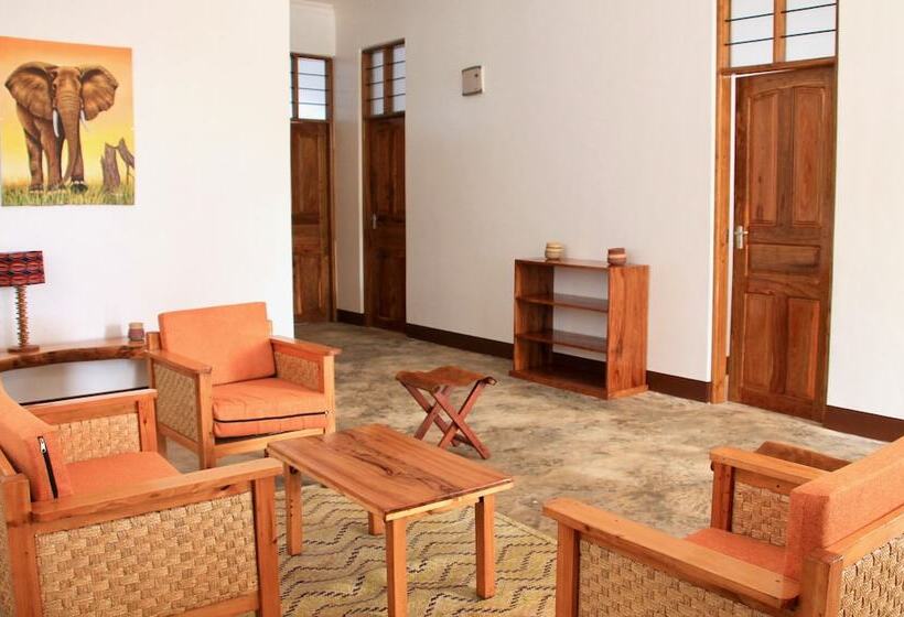 ホテル Camp Bastian