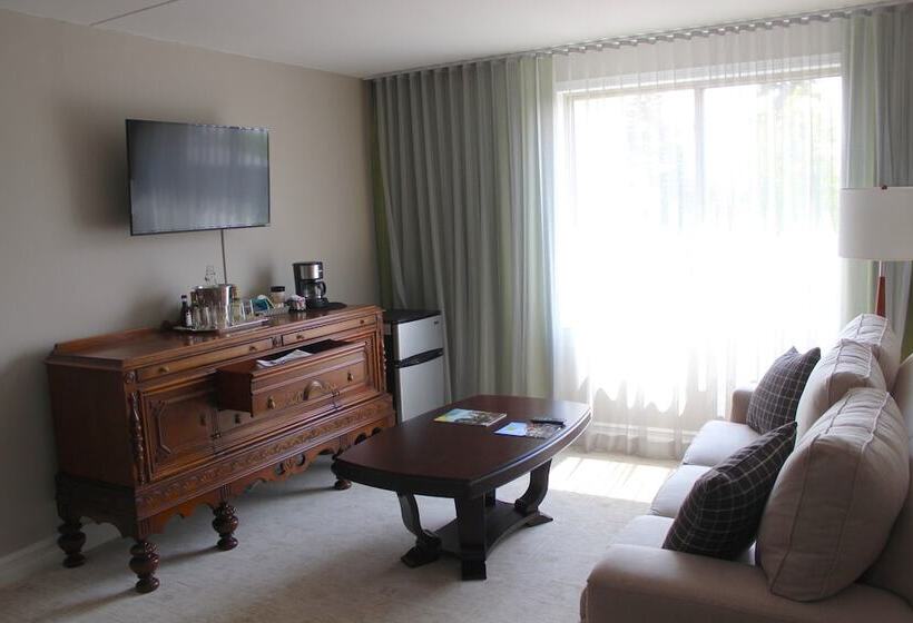 فندق Erik S Retreat