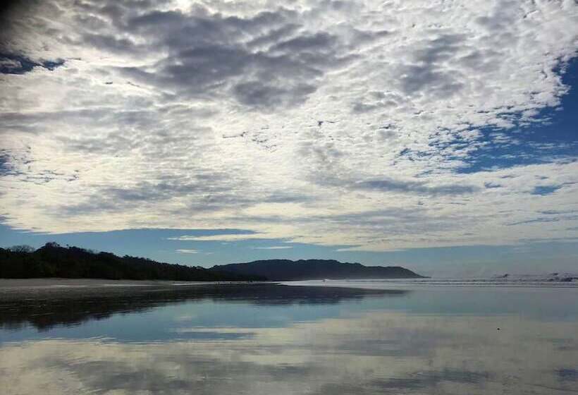 Отель Fuego Lodge