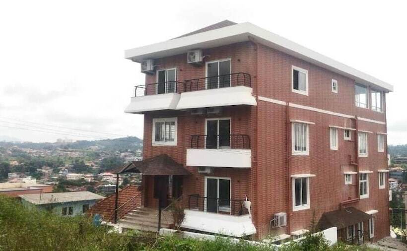 בית מלון כפרי Lali Petals