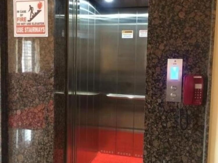 בית מלון כפרי Lali Petals