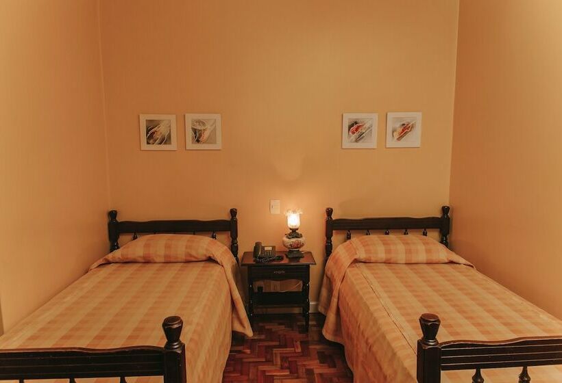 فندق Pousada Caxiense