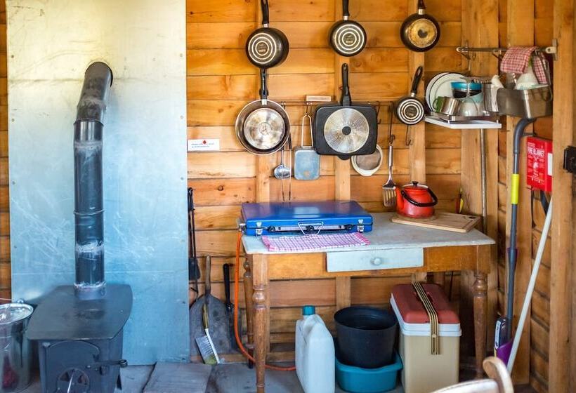 فندق ريفى Bamff Ecotourism