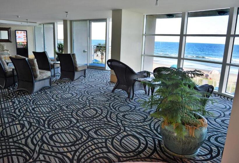 هتل Sandy Beach Resort