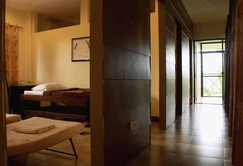 هتل Stargate Dream Vacation Resort