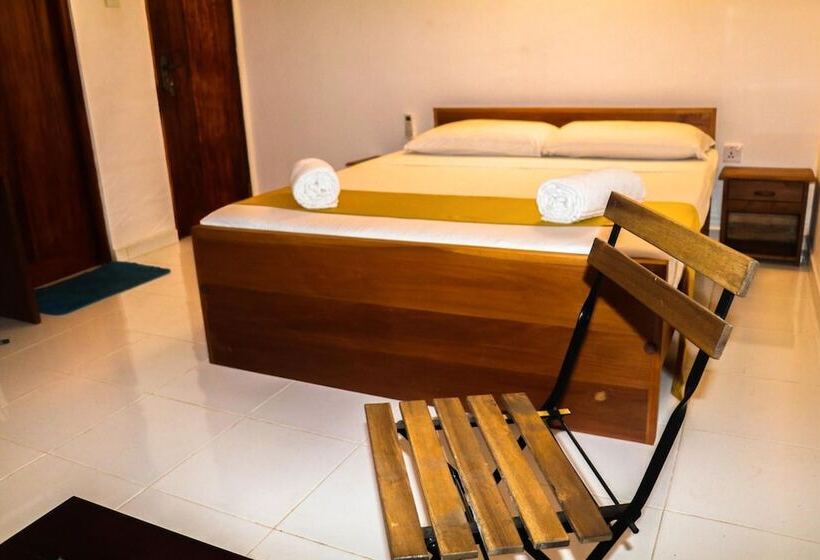 Hotel The Calm Cabana