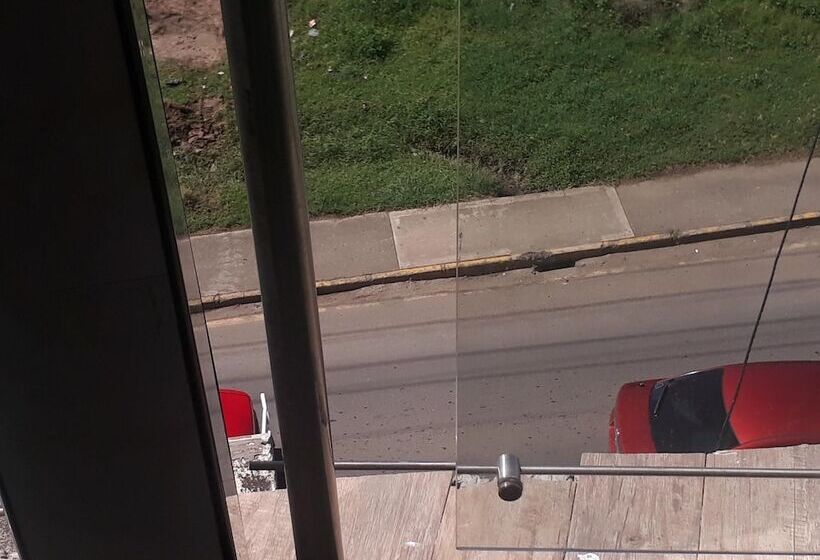 Отель The President