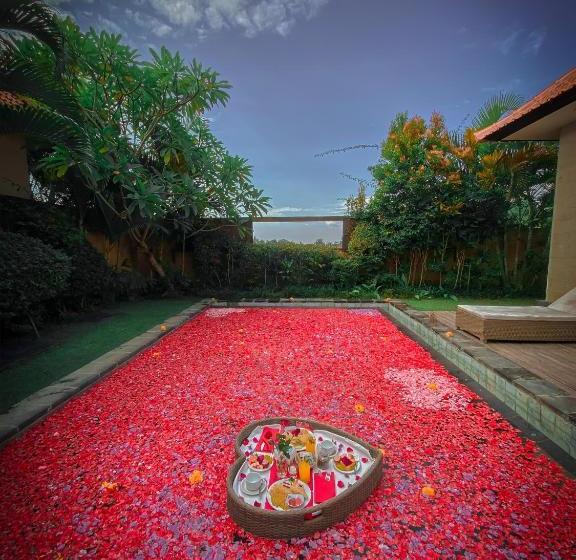 בית מלון כפרי The Sawah Resort & Villa