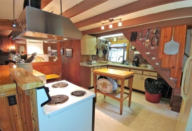 Jewell_hollow_homestead