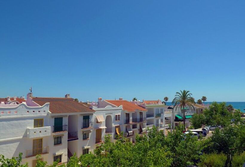 Kione Villamar Habitat