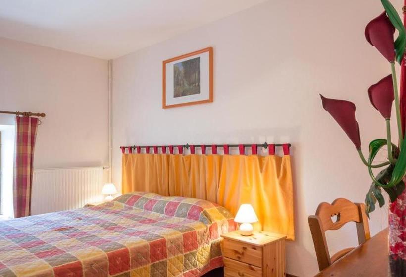 Le Gite De La Mère Poulot