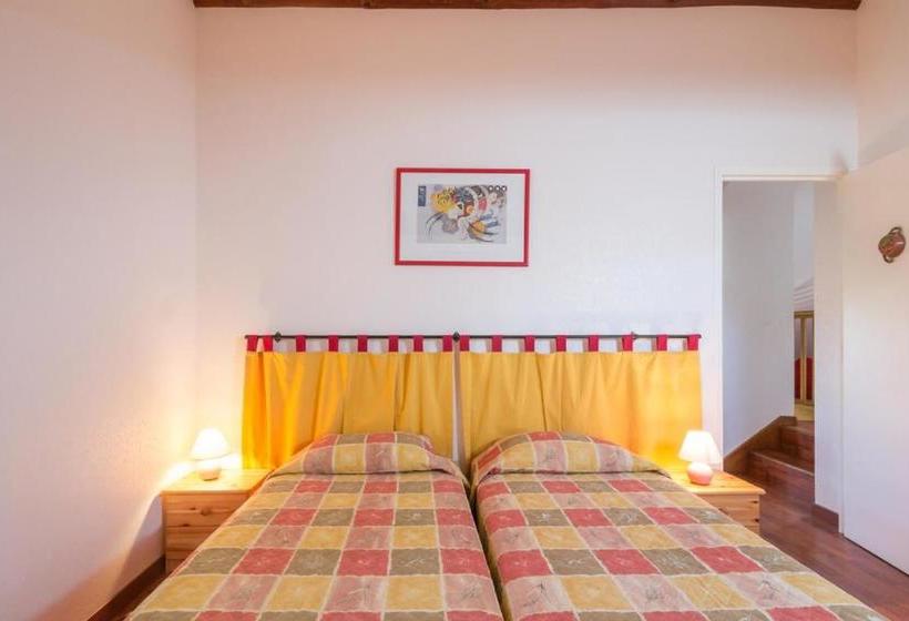 Le Gite De La Mère Poulot