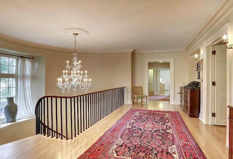 Luxury Georgian Mansion