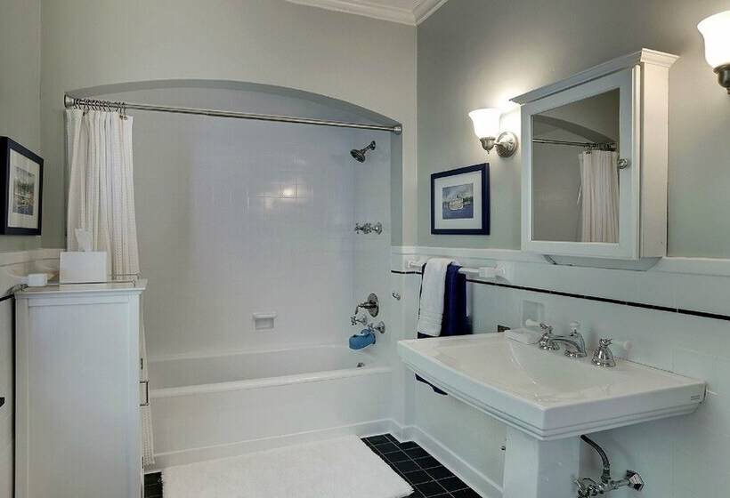 Luxury Georgian Mansion