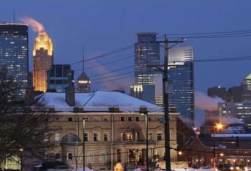 Luxury Georgian Mansion