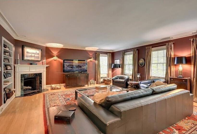 Luxury Georgian Mansion