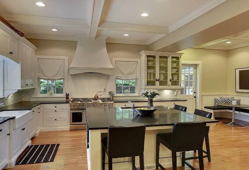 Luxury Georgian Mansion