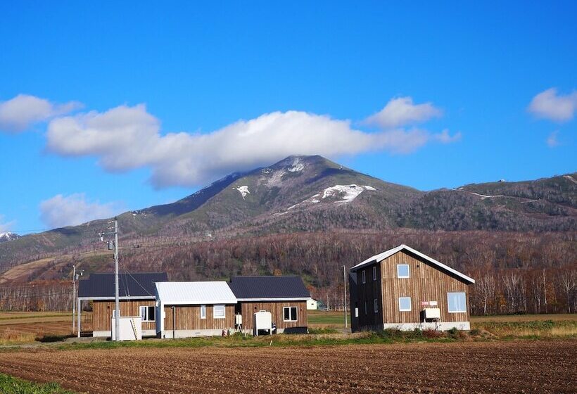 Niseko Highland Cottages