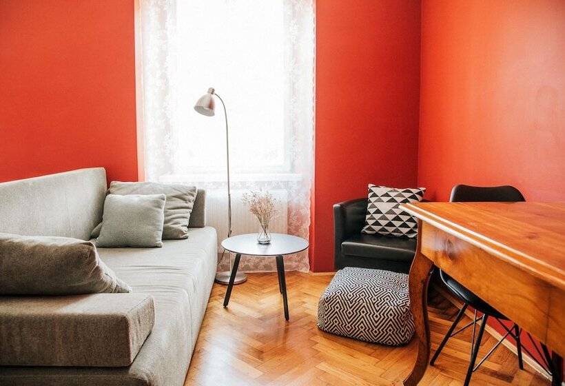 پانسیون Apartments And Rooms Meščanka