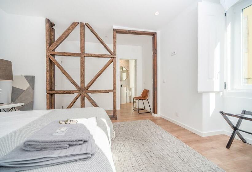 پانسیون Bairro House Lisbon Charming Suites