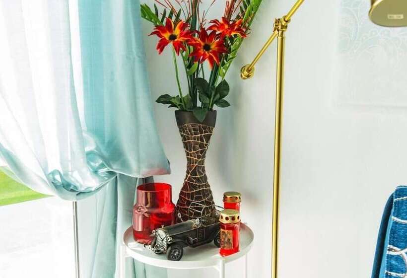 פנסיון Blue Diamond Villas