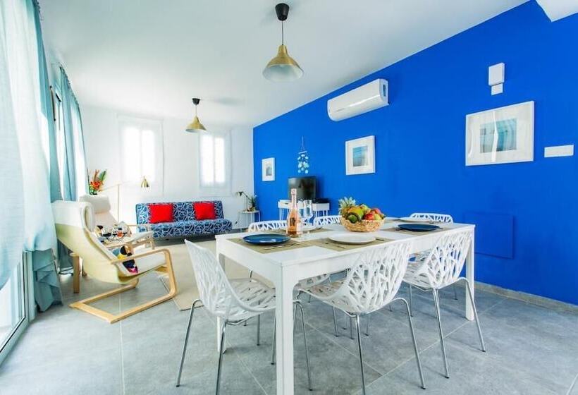פנסיון Blue Diamond Villas