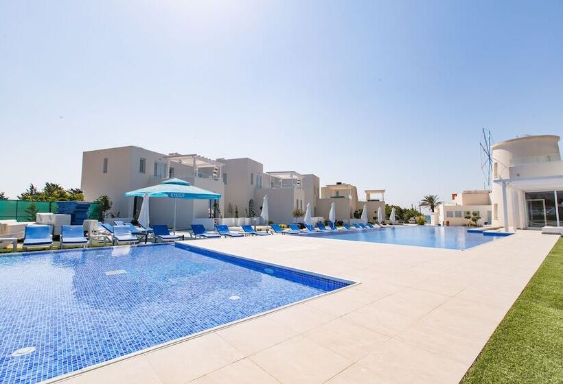 פנסיון Blue Diamond Villas