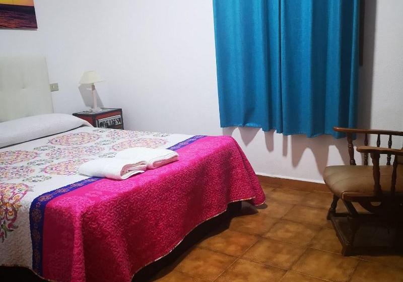 بنسيون Casa Mar Azul