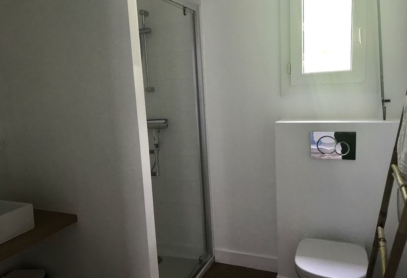 Пансион Centre De Vacances Et Hôtel Cpcv Normandie à 50 Mètres De La Plage De Houlgate