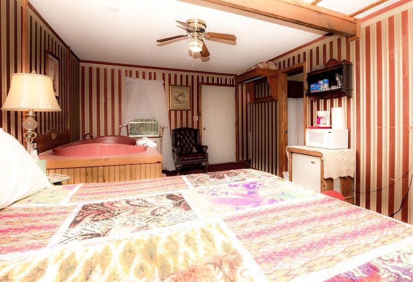 بنسيون Cottages On Main