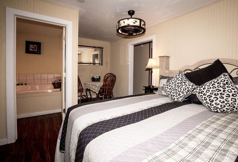 ペンション Cottages On Main