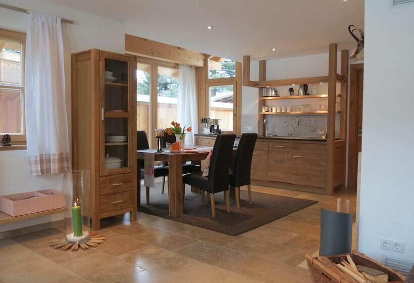 펜션 Ferienwohnung Landhaus Alpinum