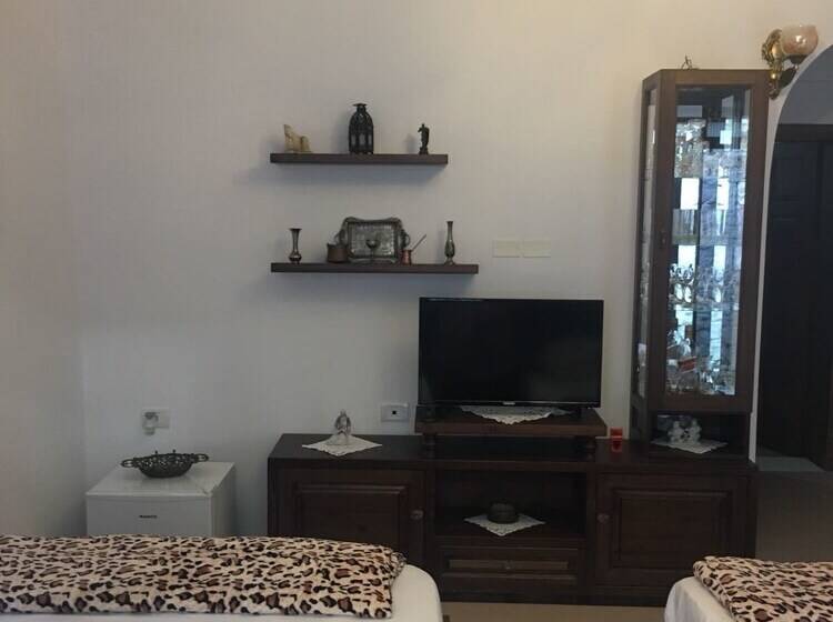 膳宿费 Guesthouse Altin