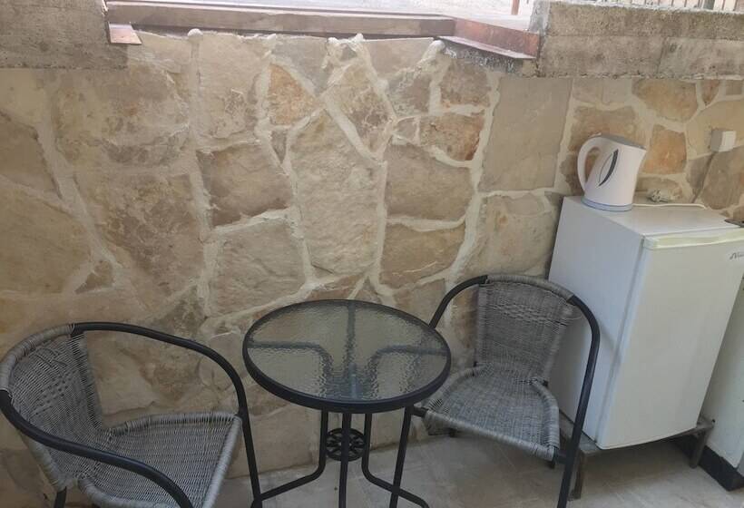 پانسیون Neni Apartments