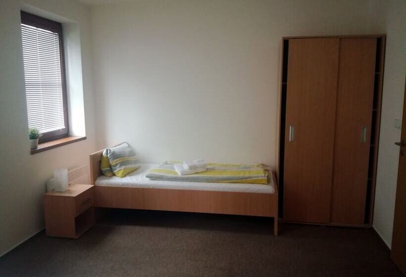 פנסיון Penzion Dominik