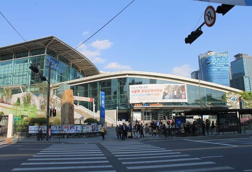 פנסיון Seoul Station R Guesthouse