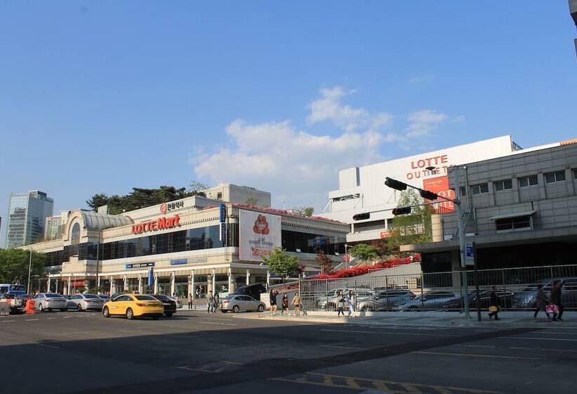 פנסיון Seoul Station R Guesthouse