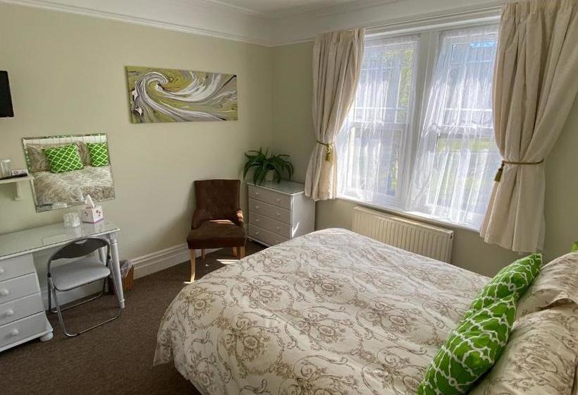 ペンション Rivendell Guest House