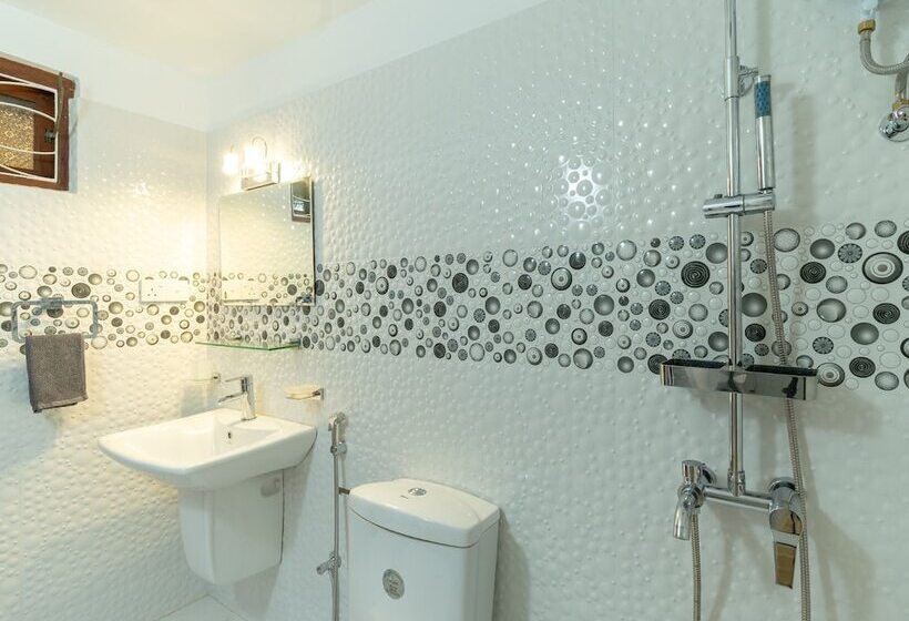 بنسيون Villa Araliya