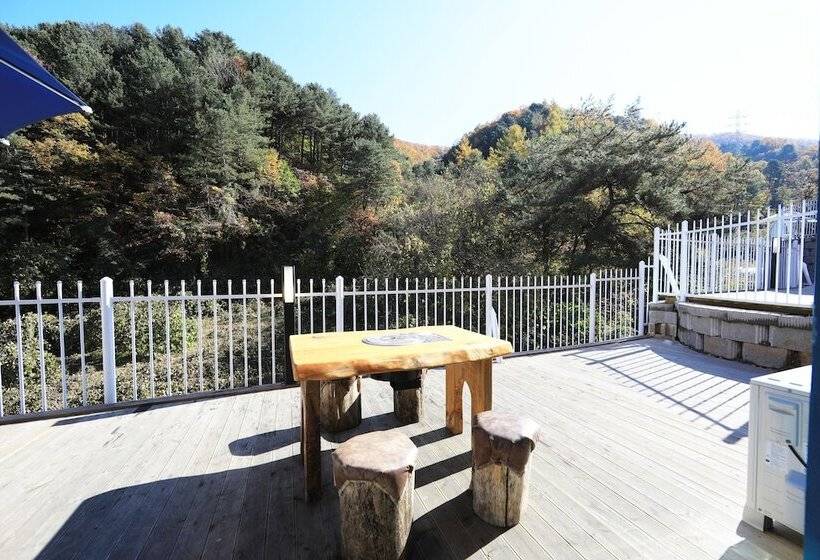 پانسیون World Village Poolvilla