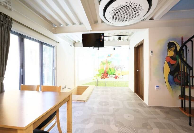 پانسیون World Village Poolvilla