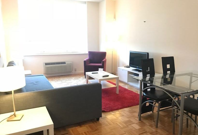 Skyview Luxury Suites New York City