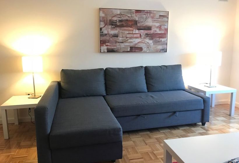 Skyview Luxury Suites New York City